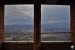 Vue panoramique sur le paysage, à partir des fenêtres ouvertes de l'ermitage de Força Réal.