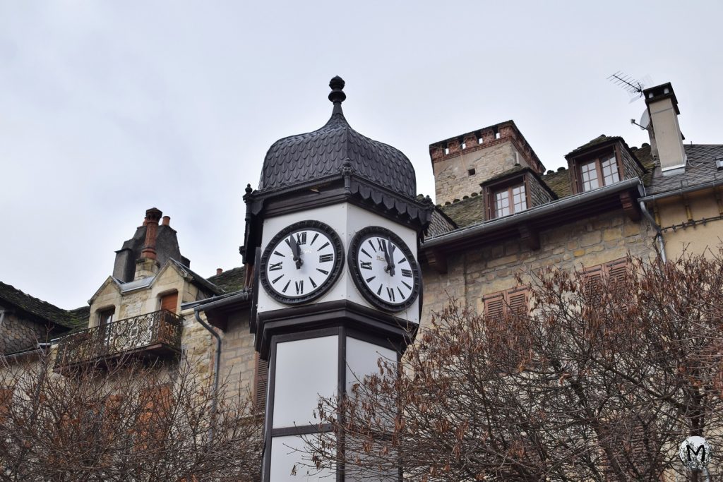 Horloge; Place; Lozère; Architecture