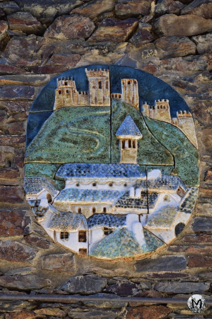 Mosaïque représentative de Llivia