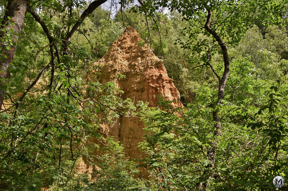 Monticule de terres rouges à Saillagouse