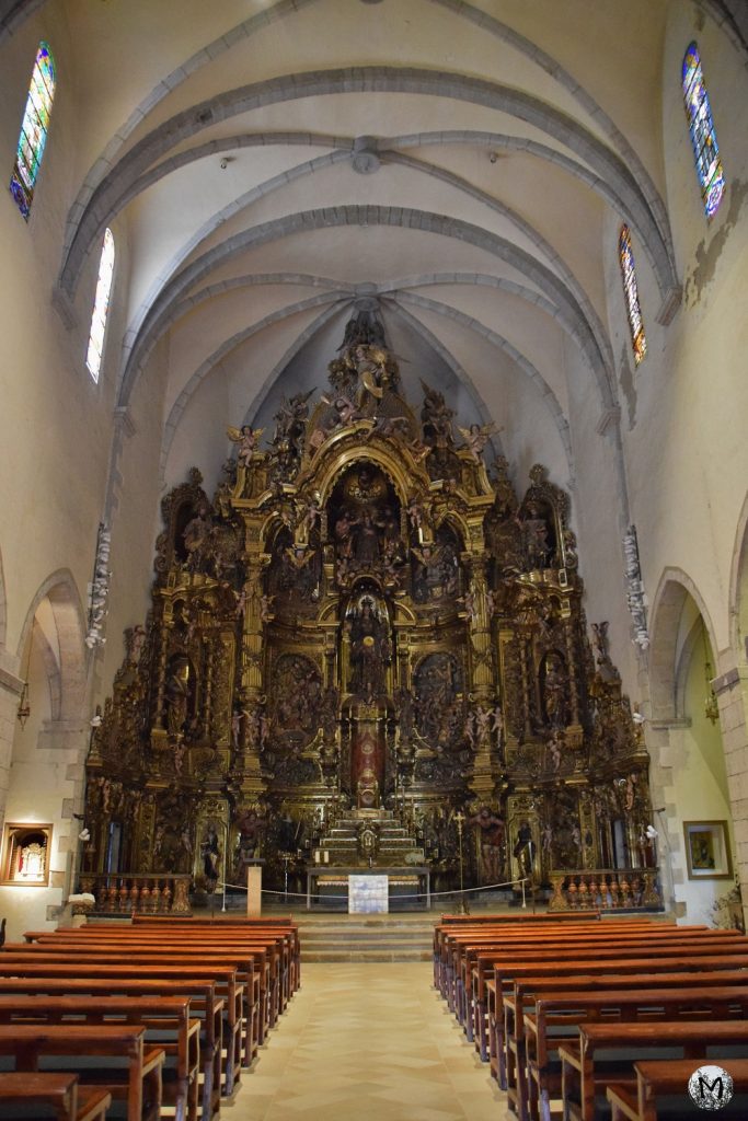 L'intérieur de l'église de Cadaqués