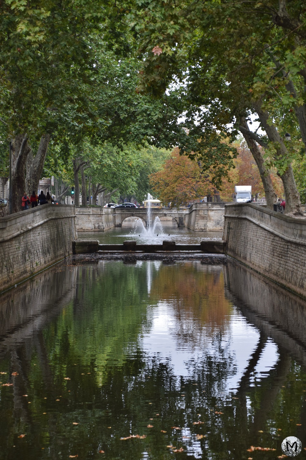 Aux abords des jardins de la Fontaine à Nîmes