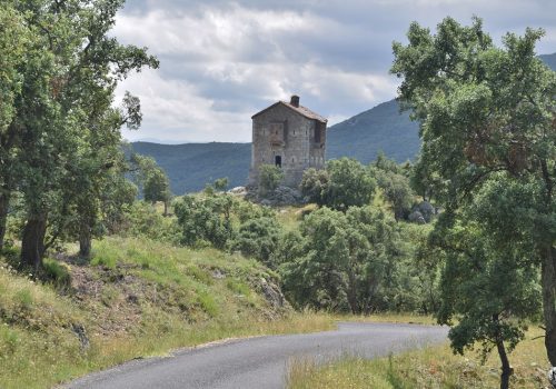 Route menant au Col historique de Panissars